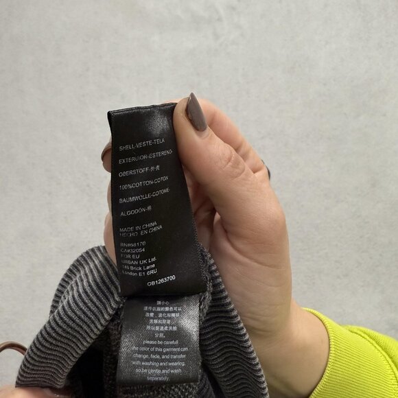 Free People Sweatshirt Womens XS Gray Cropped Deep V Back Boat Neck Pullover - Picture 9 of 10